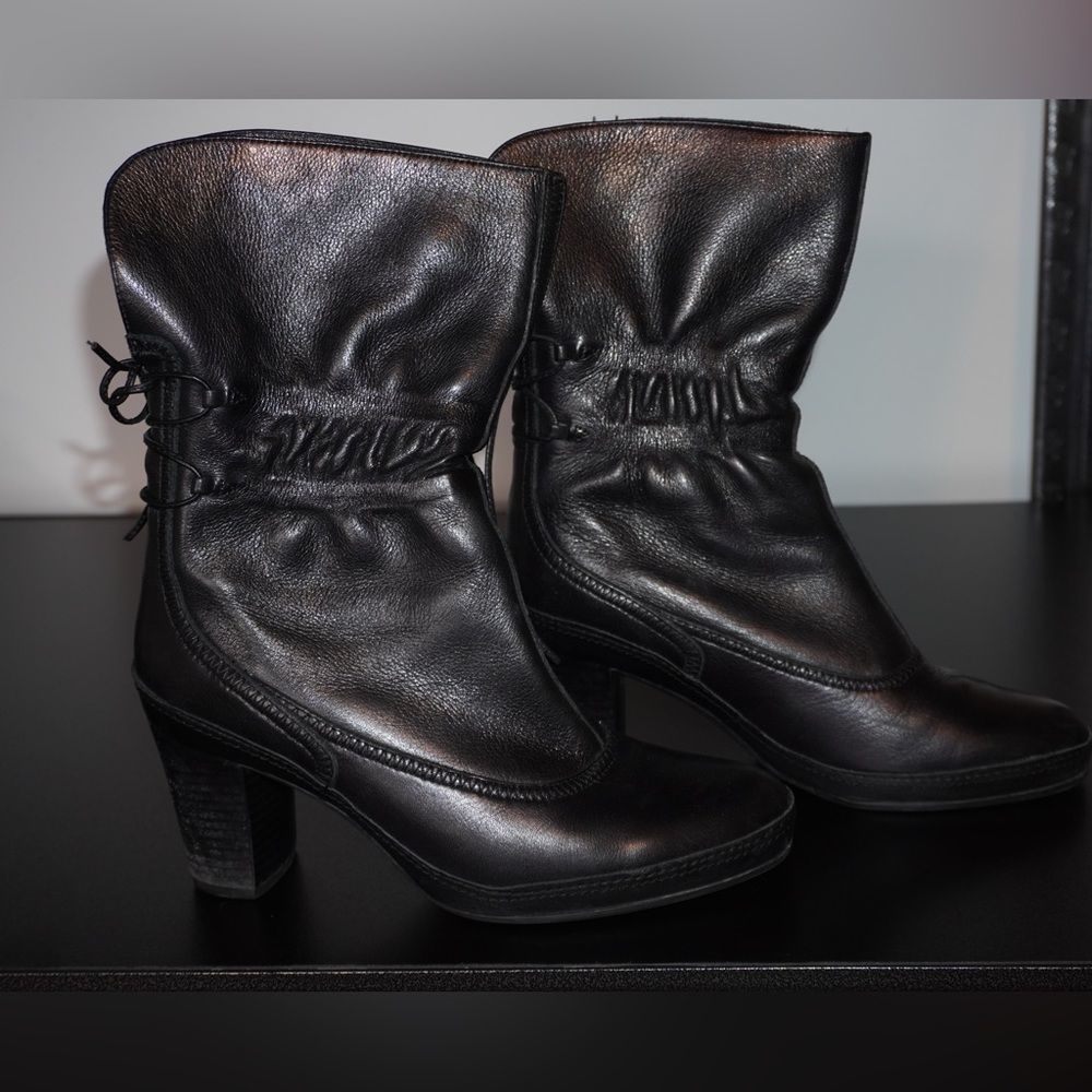Clark’s Artisan Collection soft leather Boots Womens 7